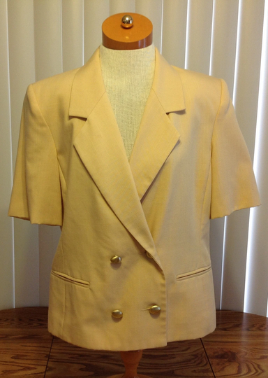 Vintage Collections Internationale 3 Pc Summer Suit Jacket Skirt Shorts Beige Rayon Blend Size 8