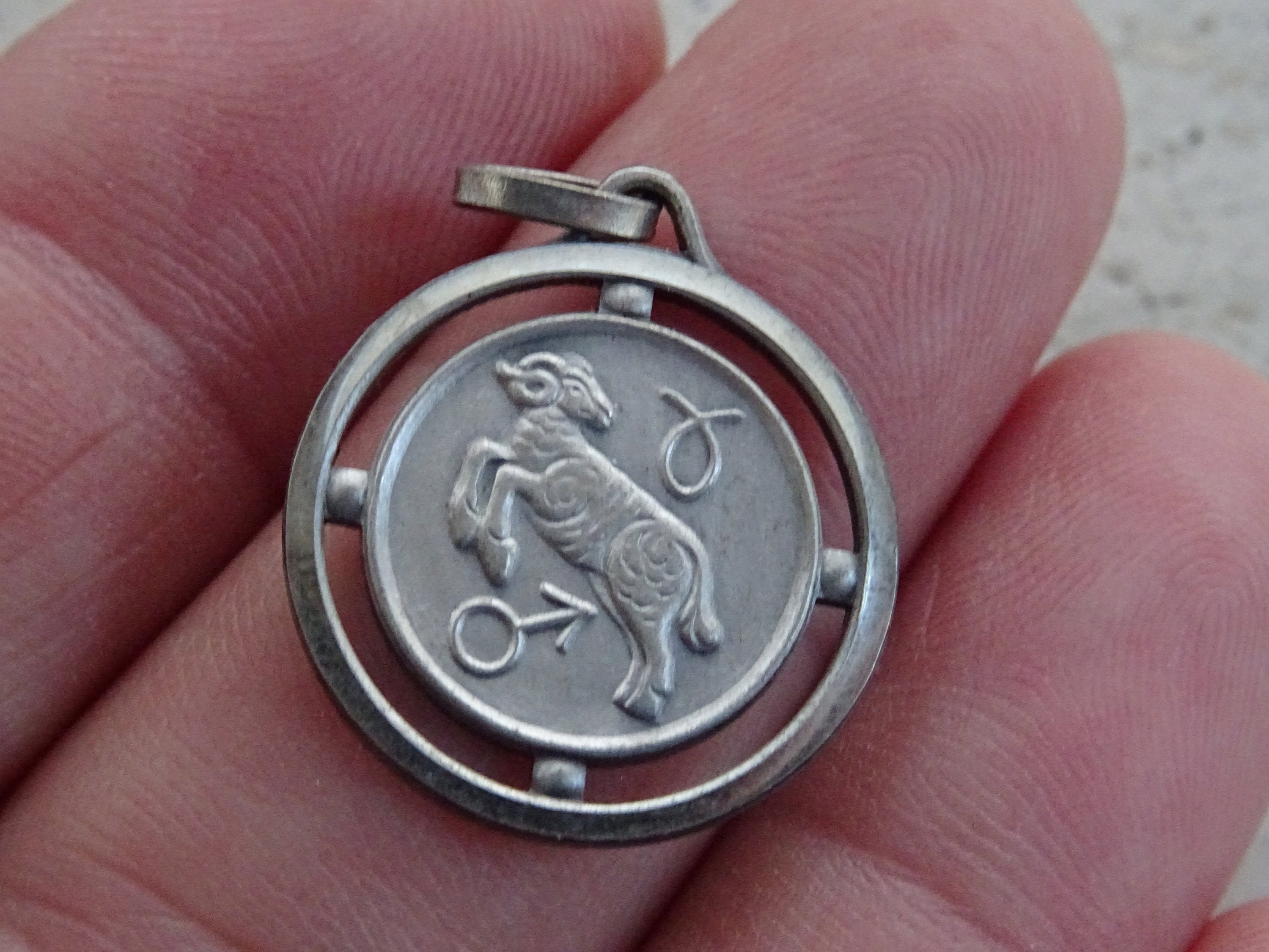 Vintage Silvered Zodiac Constellation Medal Pendant Charm Medallion Sign Of Aries. | Ram D 15