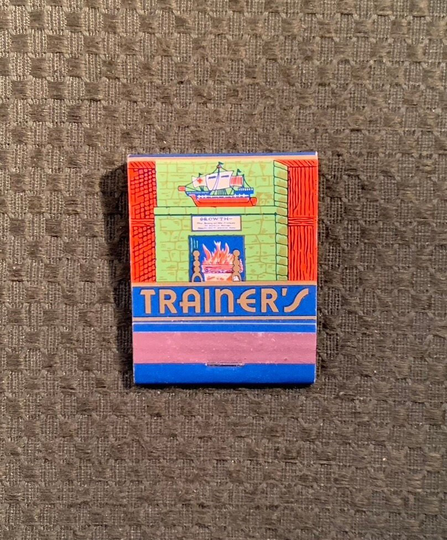 Vintage Matchbook, Trainers, Seafood, Restaurant, Quackertown, Pa, Feature with All 15 Printed Match Sticks, Free Ship in Usa