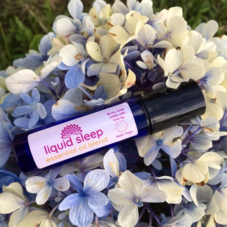 Essential Oils Blend in Liquid Sleep - Oils For Calming Yoga Oil Roller