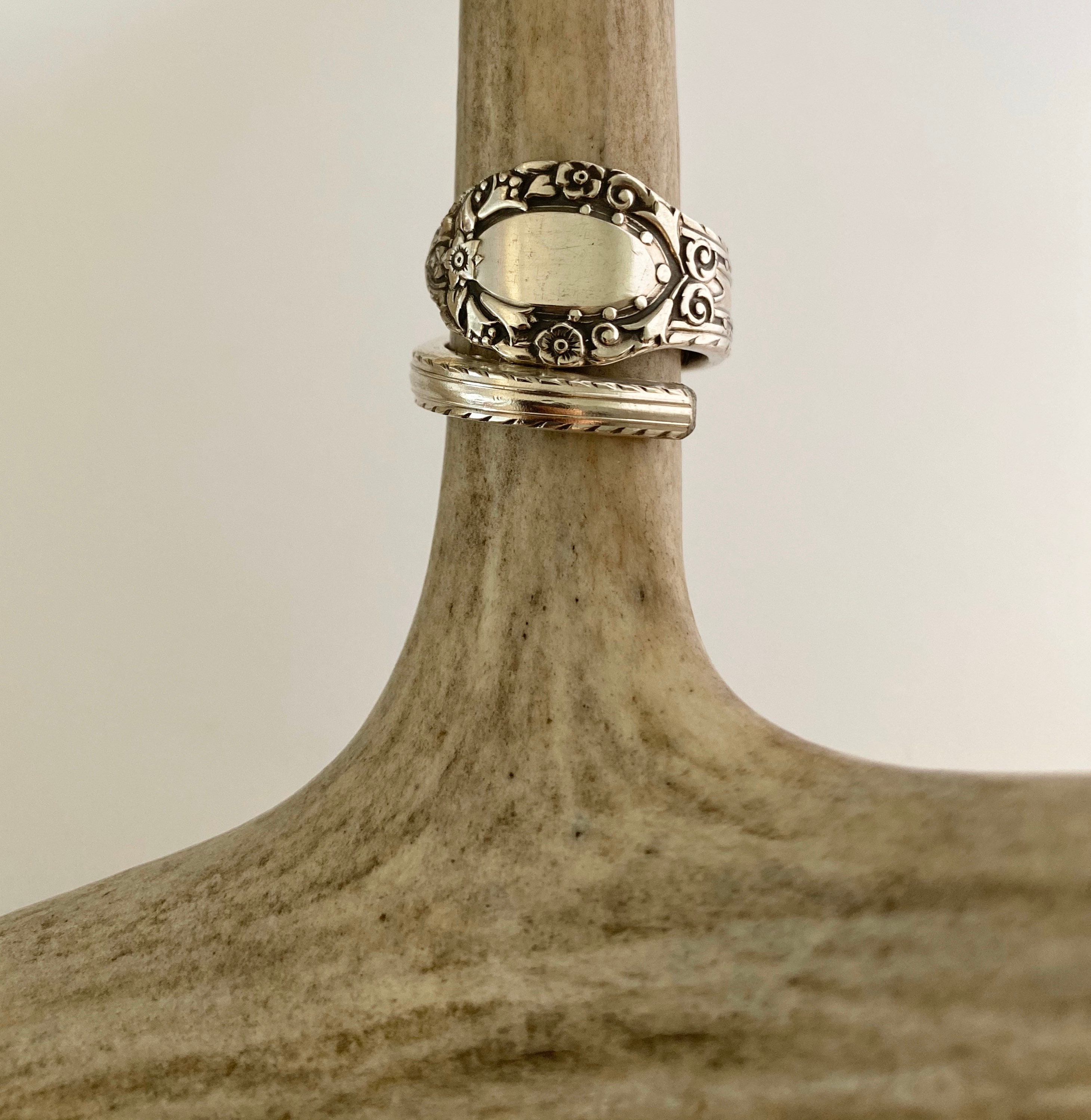 Rendezvous 1938 Art Deco Wrap Around Spoon Ring Silverplate