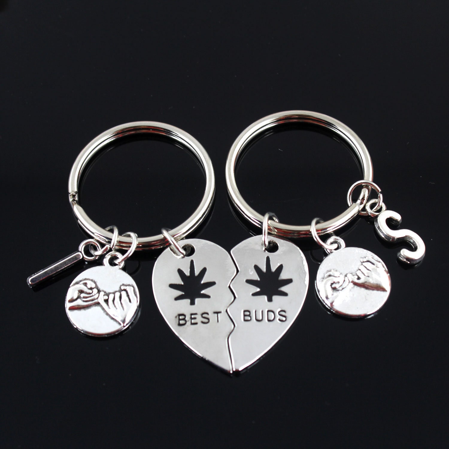 Best Buds Keychain Set Small Broken Heart Keychains Friend Friendship Keychains, Intial Keychain, Heart-Shaped Key Ring.gift