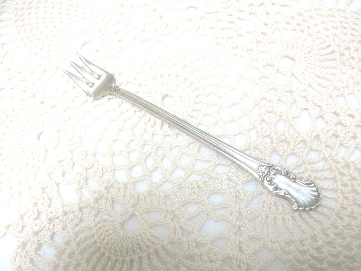 Concerto Seafood Fork Cocktail 1944 Winkle Lobster Crab Shrimp Oyster Clam Appetizer Free Us Ship No Monogram /