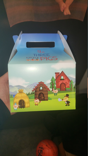3 Little Pigs Party Favor Box