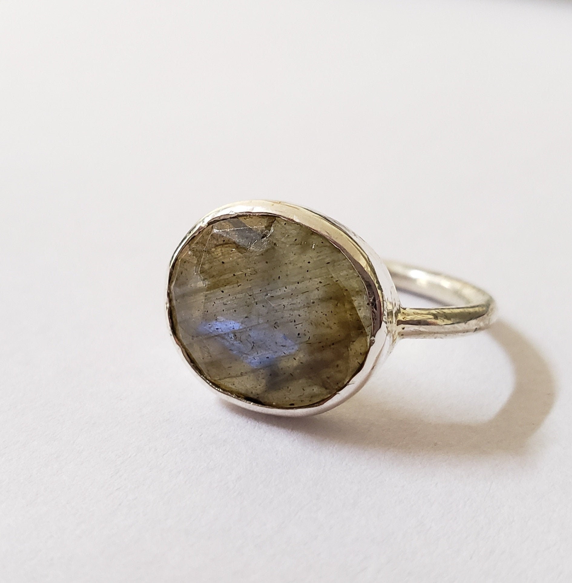 Rose Cut Labradorite Silver Ring I Simple Natural Stone Solid 925 Unisex Rings 13 X Mm