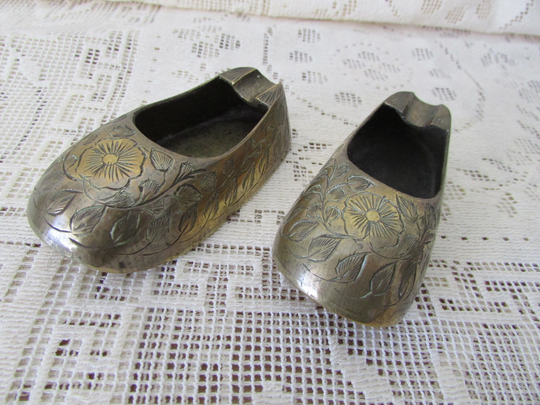 Brass Ashtray/Vintage Shoe Victorian Style Decor