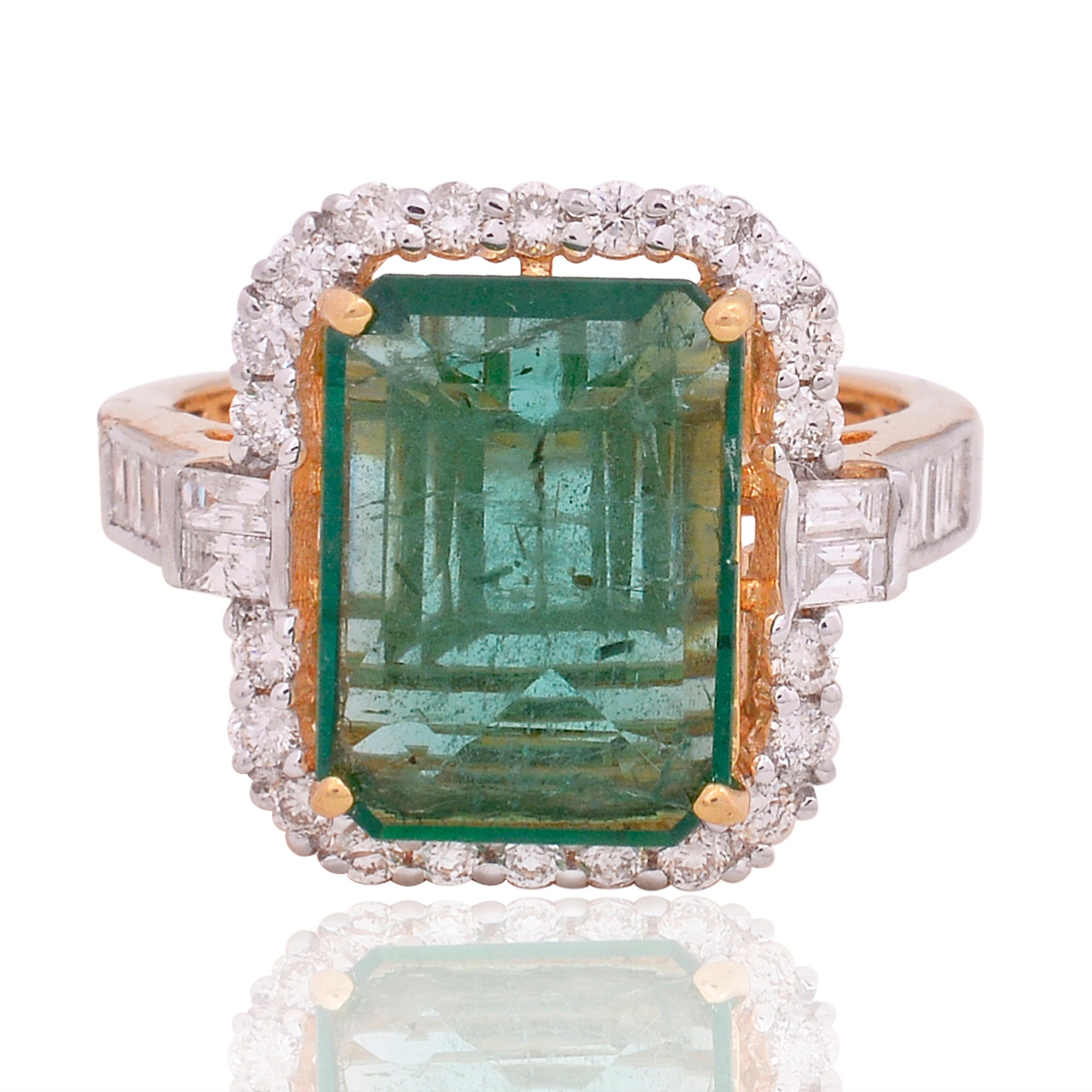 18K Yellow Gold 2.90 Ct. Oval Shape Emerald Gemstone Natural Hi Color Si Clarity Diamond Cocktail Ring Handmade Fashion Women Jewelry