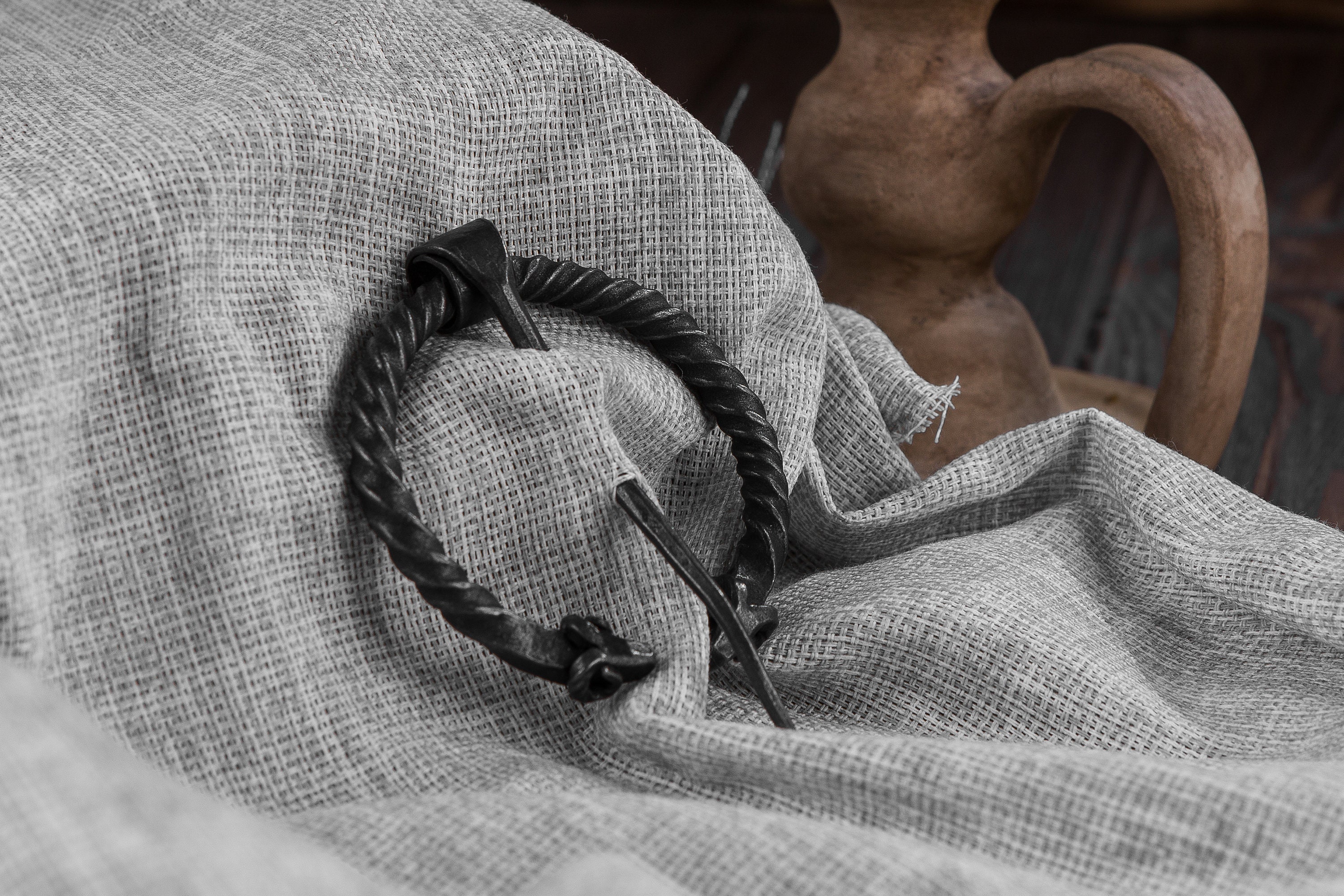 Penannular, Cloak Pin, Clasp, Viking Brooch, Fibula Viking, Pin Medieval Reenactment, Larp Ram Jewelry, Clasp