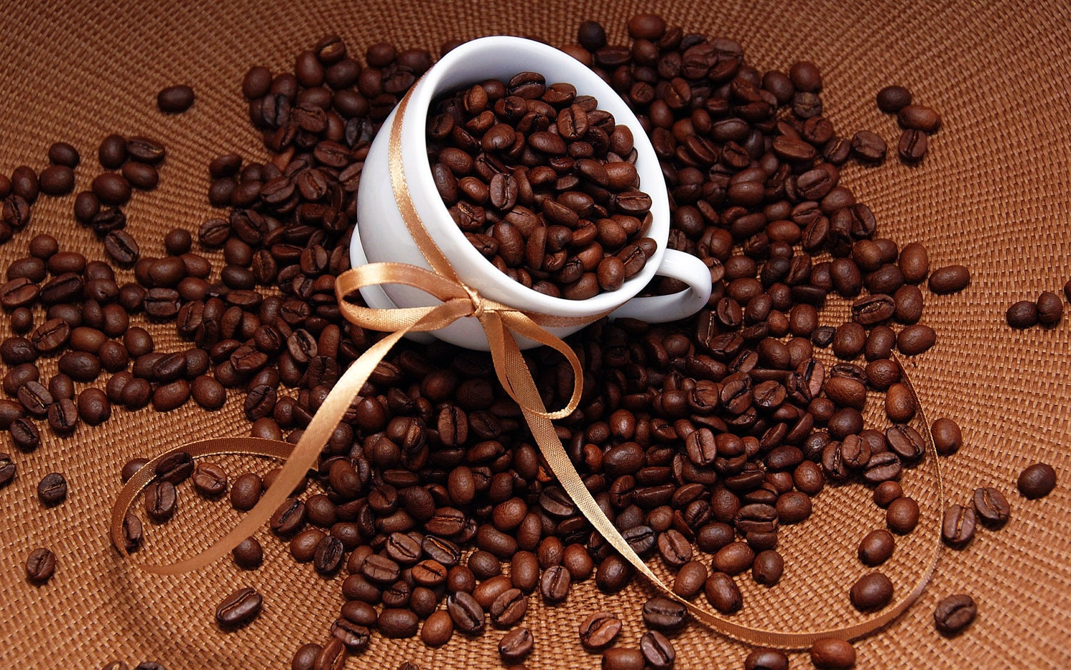 Coffee Michigan Autumn Blend Flavored 16 Ounces Whole Bean Or Ground Free