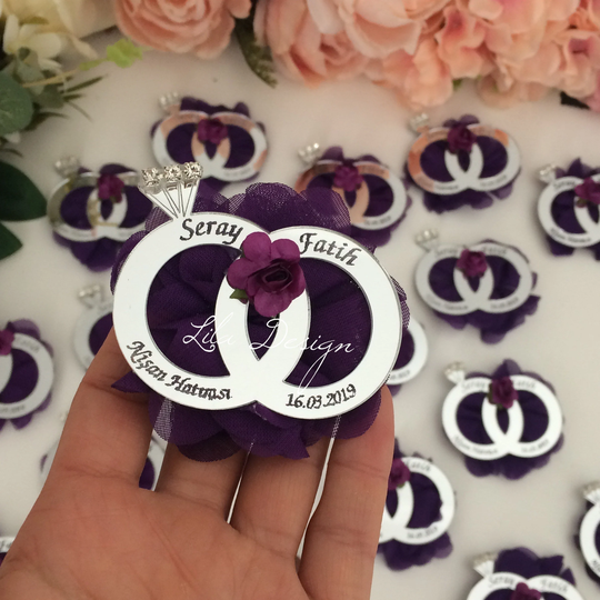 Personalized Mirror Gift, Personalized Wedding Gift, Luxury Gift, Engagement Ring Gift, Ring Shape Favors, Personalized Ring, Mirror