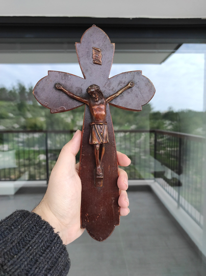 Cross Crucifix Vintage Church Wall Carved Wood Brass Color Jesus Christianity Inri