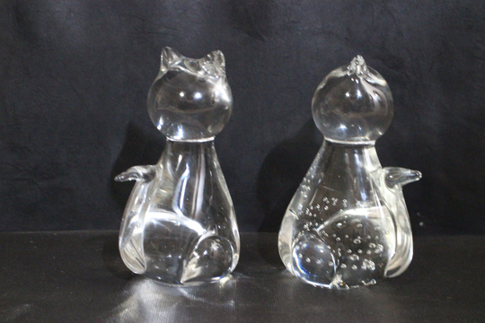 Vintage Blown Glass Cat Figurines Paperweights Controlled Bubbles