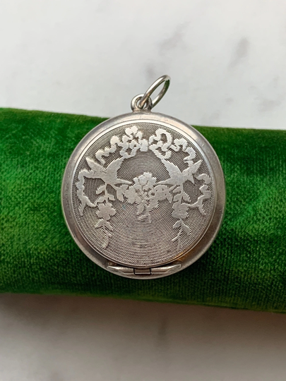 Antique Vintage Sterling Silver 925 Gilt Bird Ribbon Bow Floral Flower Pendant Pill Box Compact Locket