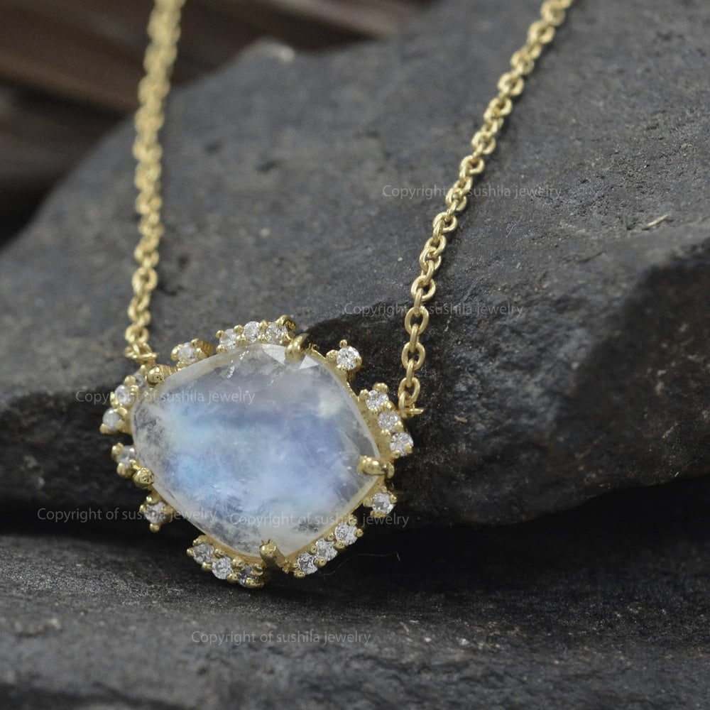 Blue Fire Rainbow Moonstone Gemstone Pendant Si Clarity G-H Color Pave Diamond Solid 14K Yellow Gold Handmade Minimalist Jewelry Gift
