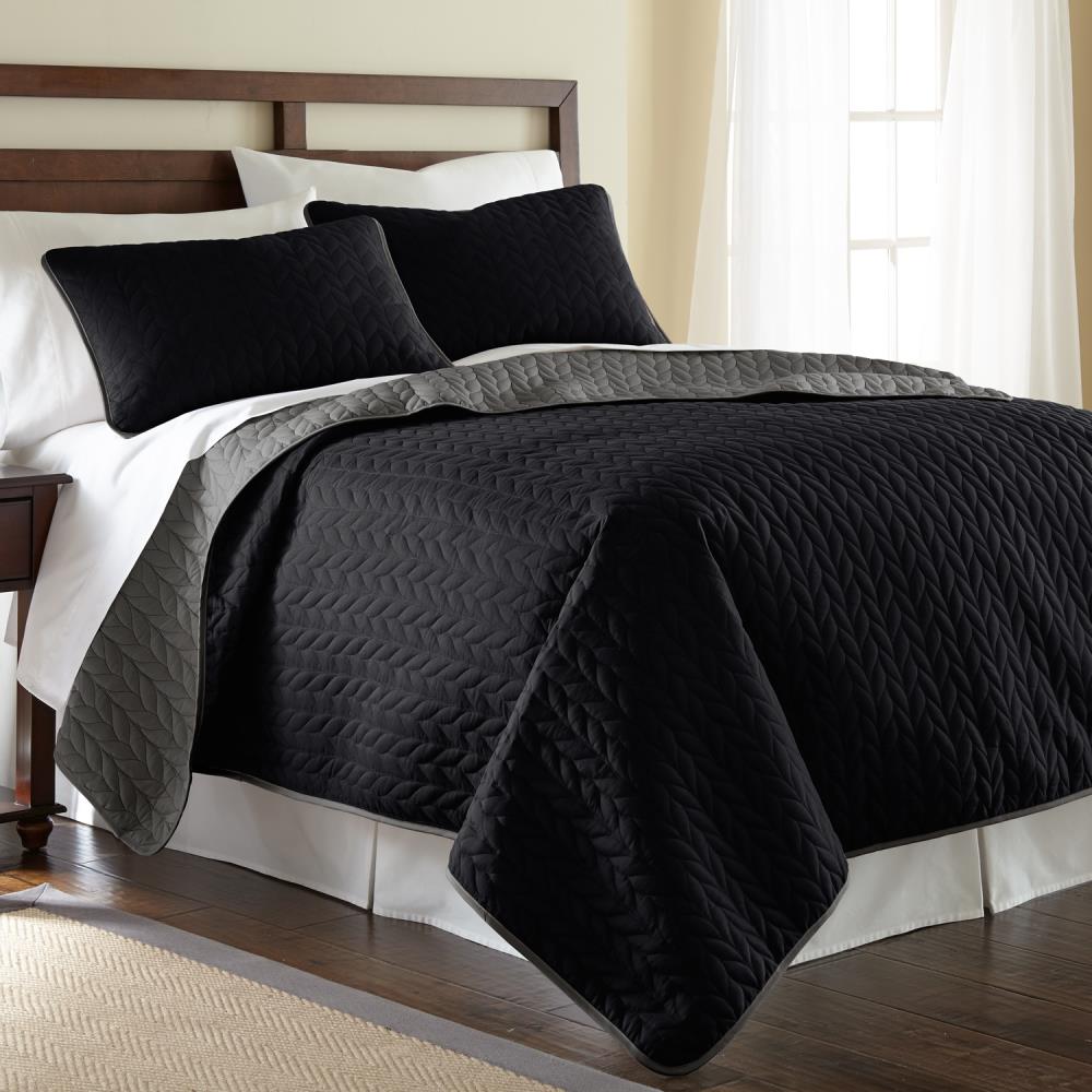 Amrapur Overseas Solid reversible leaf coverlet Multi Multi Reversible Queen Bedspread (Blend with Polyester Fill) | 3CVTFLSG-BKG-QN