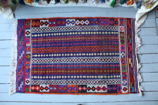 2'6"x4' Vintage Striped Pink Kilim, Bohemian Style Wool Kilim, Handwoven Turkish Kilim Rug, Kelim