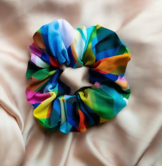 Multicoloured Patterned Scrunchie