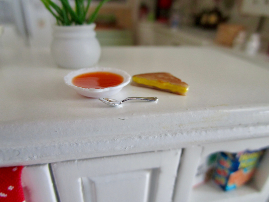 Miniature Bowl Tomato Soup, Grilled Cheese Sandwich & Spoon Set, 3 Piece Style #00, Dollhouse Miniature, 112 Scale, Mini Food