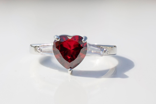 Natural 1.25Ct Garnet Heart Cut Birthstone Solid White Gold 14K Ring For Women Engagement Ring, Gemstone Wedding Ring
