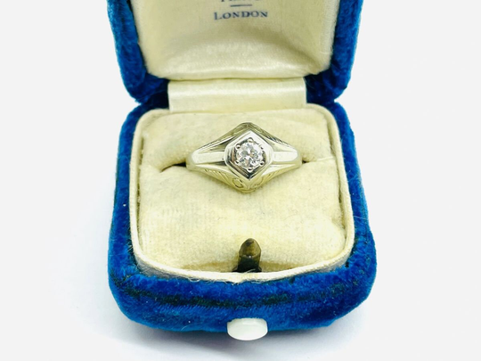 Art Nouveau 18K White Gold .25Ct Old European Cut Diamond Ring