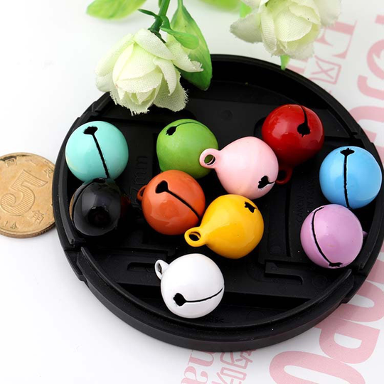 Bulk 20 Christmas Jingle Bell Charm Pendant Spray Painted Polished Drop Keychain Component Handmade Jewelry Finding 14mm