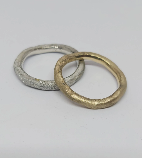 2.5mm Recycled 9Ct White Gold & Yellow Textured Halo Wedding Ring Set
