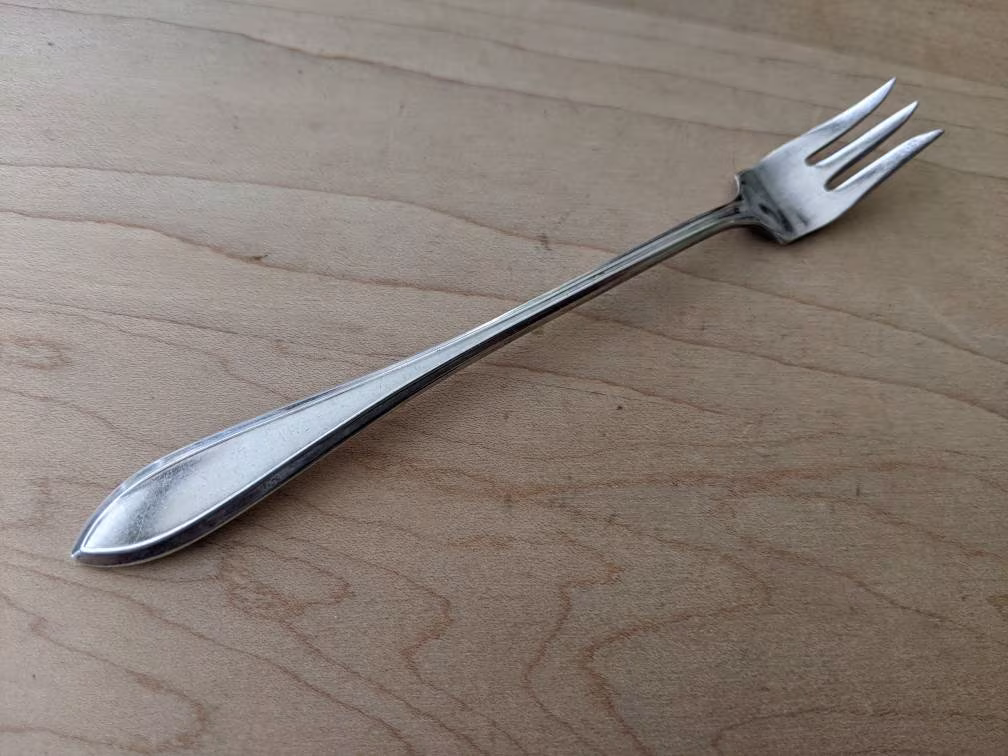Antique Rogers Silver 1915 Lufberry Cocktail/Seafood Fork 5 5/8"