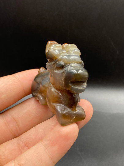 Wonderfully Carved Ram Figure With Old Natural Agate