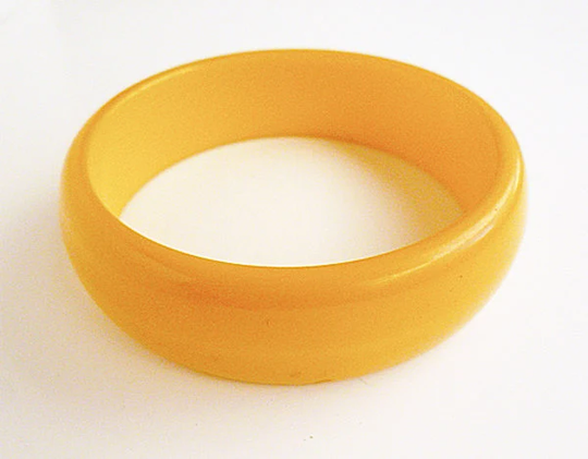 1940's Bakelite Bangle