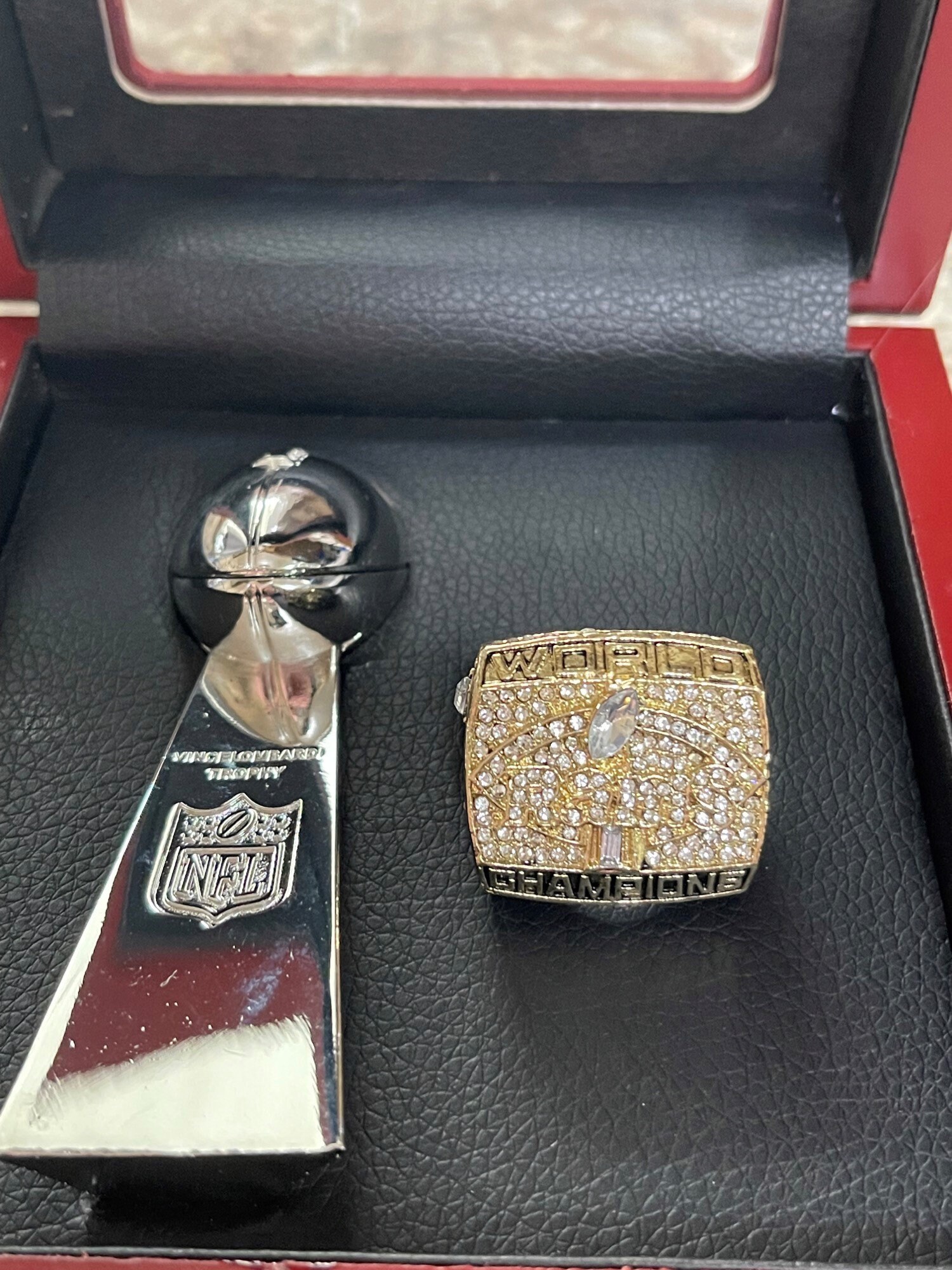 1999 St. Louis Rams Championship Ring & Super Bowl Trophy With Wooden Display Box