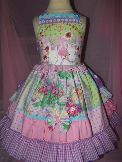 Girl's Easter Baby Chicks Bunny Dress Size 3T Ruffles