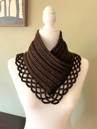 Pnw Crochet Neck Warmer With Lace Detail