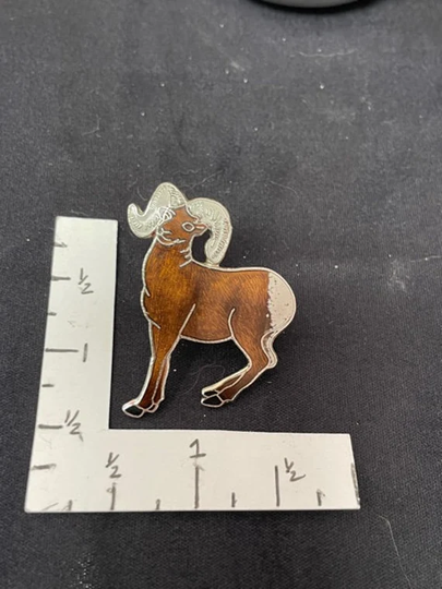 Ram Sheep Pin Mountain Goat Enamel Backpack Pin - Jacket Graffiti Lapel Motorcycle Tie Collectable Pins