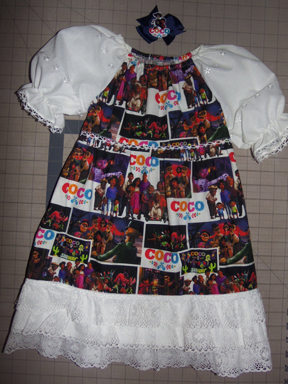 Coco Girl Dress Vintage New Fabric & Lace Bow Size 4T Ruffles