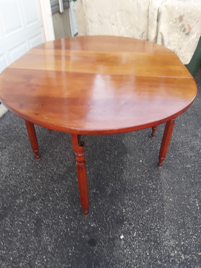 Big Price Drop A Very Nice Signed & Stamped Unique Vintage Heywood-Wakefield Mid Century Modern Drop Leaf Dining Table with Space Saving