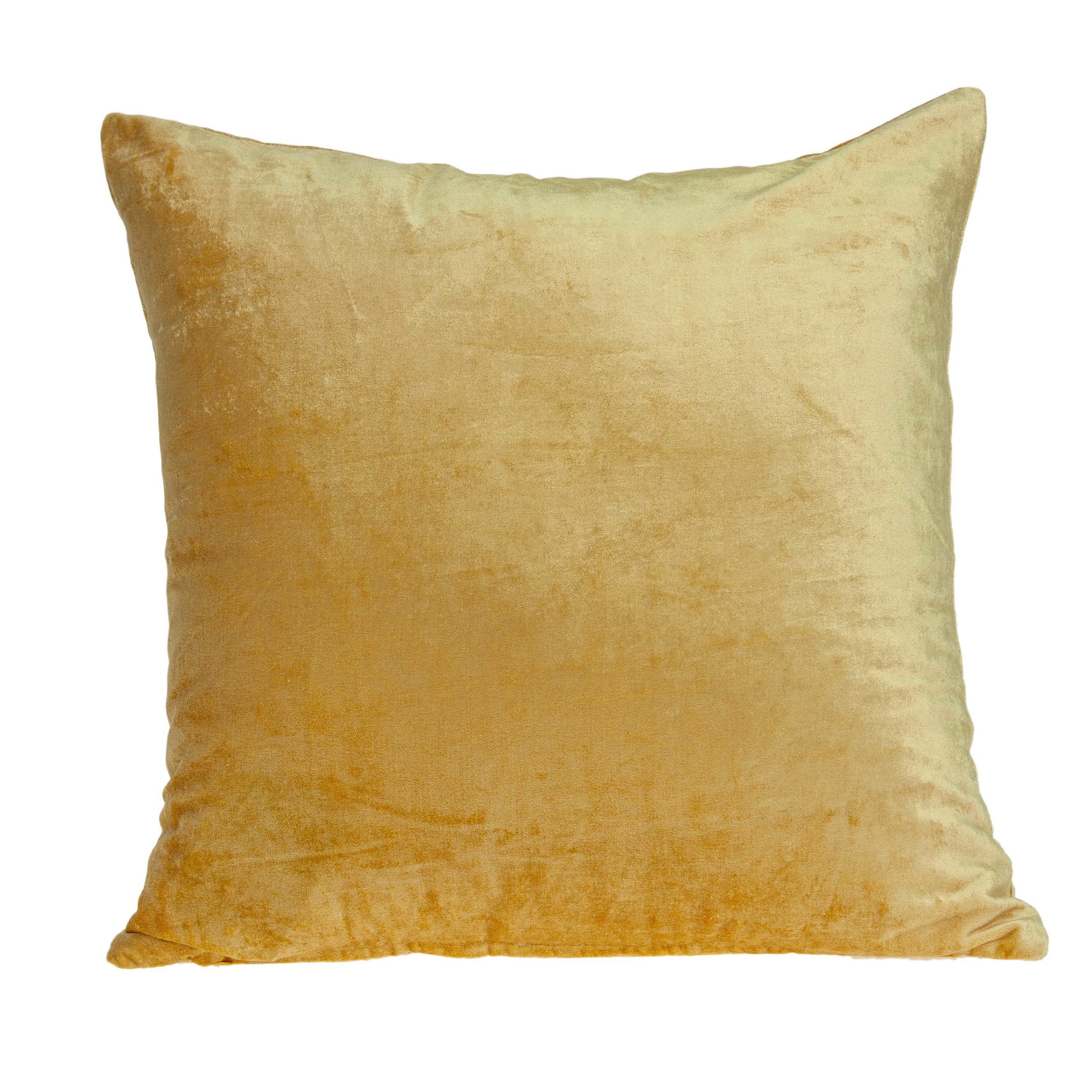 HomeRoots Jordan Yellow Standard Cotton Viscose Blend Pillow Case | 334176