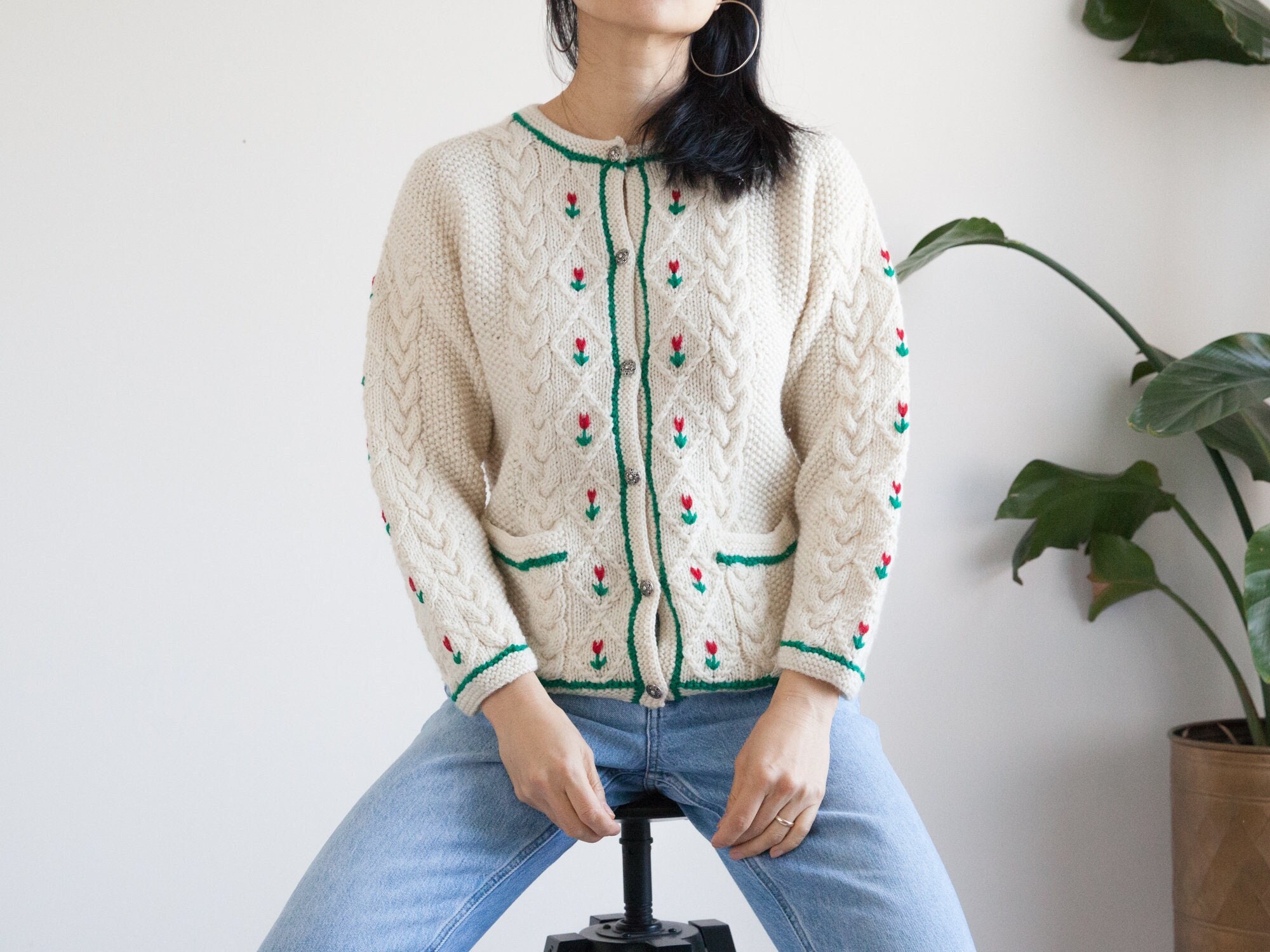 Vintage Cream Wool Blend Hand Knit Cardigan Floral Embroidery/Cable Fits Like S M