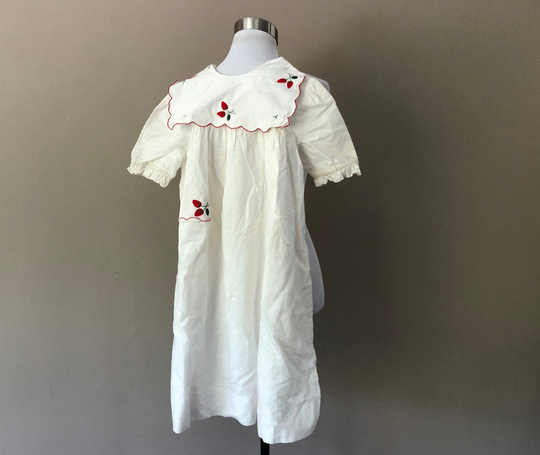 Dress Size 6x Paper White Linen & Cotton Blend Bib Front Short Sleeves Lace Trim Pocket Vintage Apparel