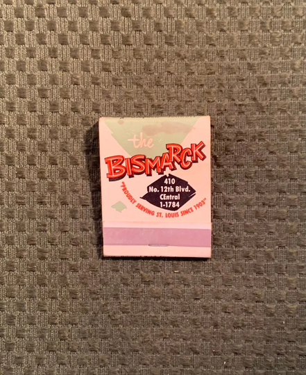 Vintage Matchbook, The Bismarck, Restaurant, St Louis, Missouri, Front Strike, with 20 Match Sticks, Free Ship in Usa