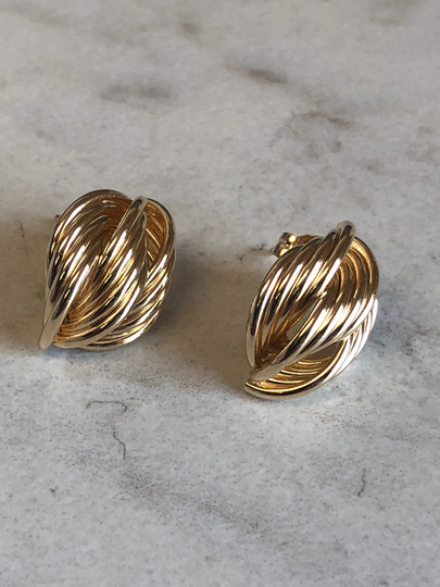 14Kt Yellow Gold Lady's Twist Earrings At A Very Affordable Price