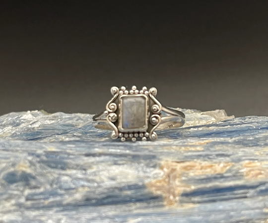 Moonstone Ring // 925 Sterling Silver Beaded Rectangle Design