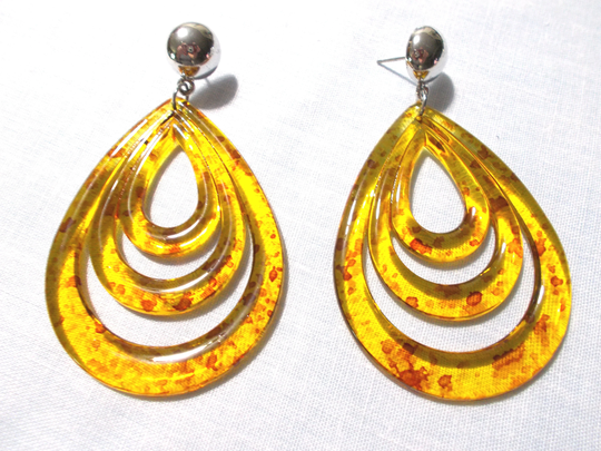 Teardrop Tortoise Shell Amber Yellow With Medium Brown Triple Ring Hoop Silver Tone Stud Posts Style Design Dangling Earrings 2 3/4" Overall