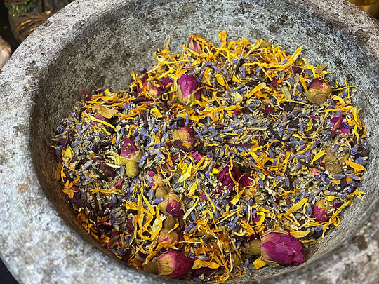 Attract Love Herbal Blend, All-Natural Homemade Pagan, Witchcraft, Incense