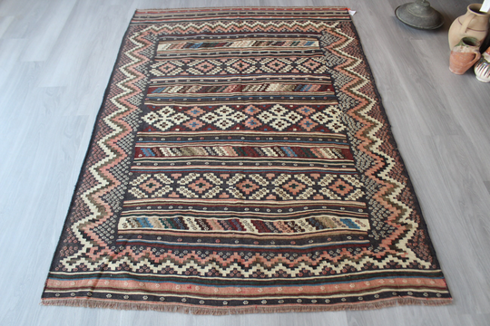 Vintage Kilim Rug, Ethnic Bohemian Kilim, Anatolian Rug, Dark Blue-Red/5'1"x7'2" N-516